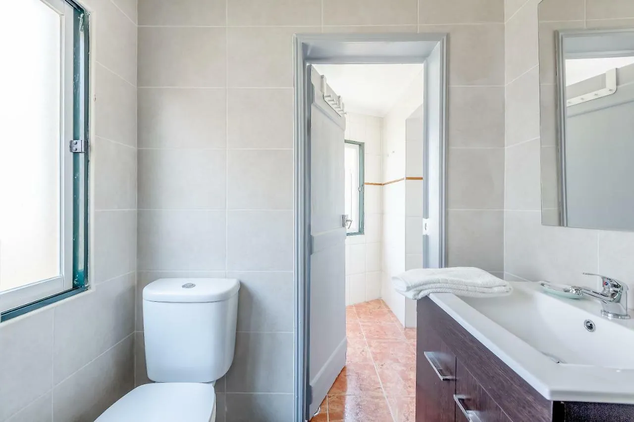 Bright & Spacious Alfama Apartment, By Timecooler Lisbon 0*,